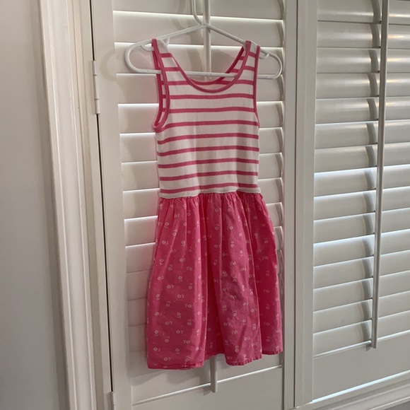 SOLD Girls (5-6 year old) Summer Bundle - Picture 7 of 8